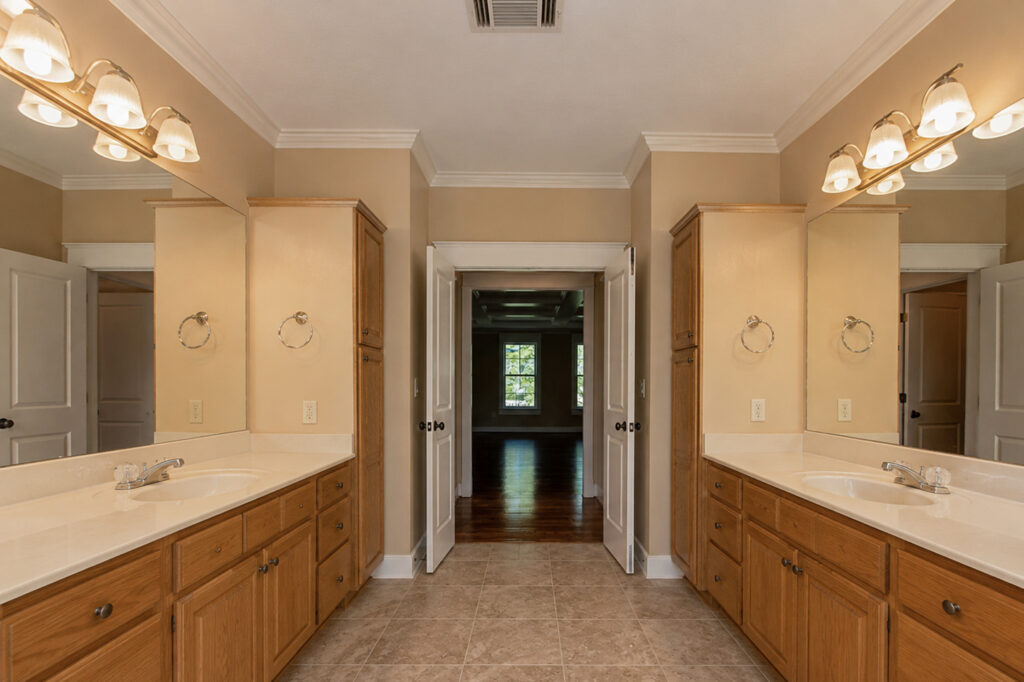 Bathroom Remodel (Before)