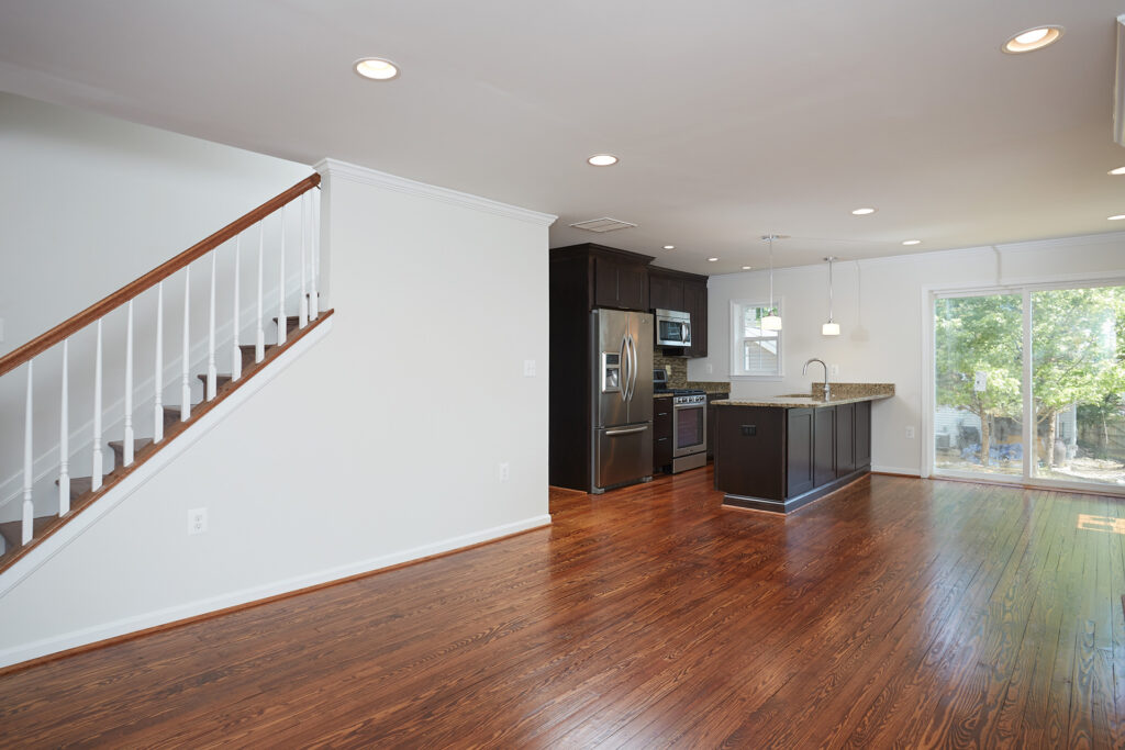 11 Leadbeater St Alexandria VA 22305 Open Kitchen
