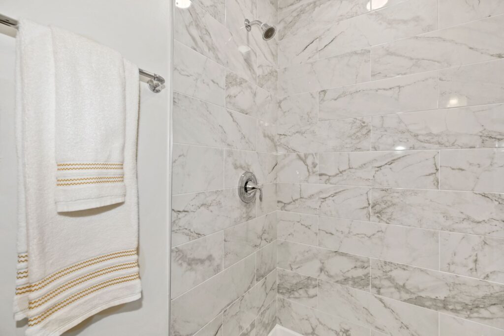 2762 N. Randolph Street Arlington VA Bathroom 4