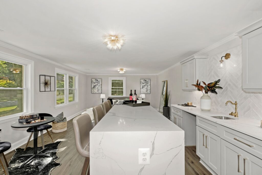 2762 N. Randolph Street Arlington VA Dining Room 3