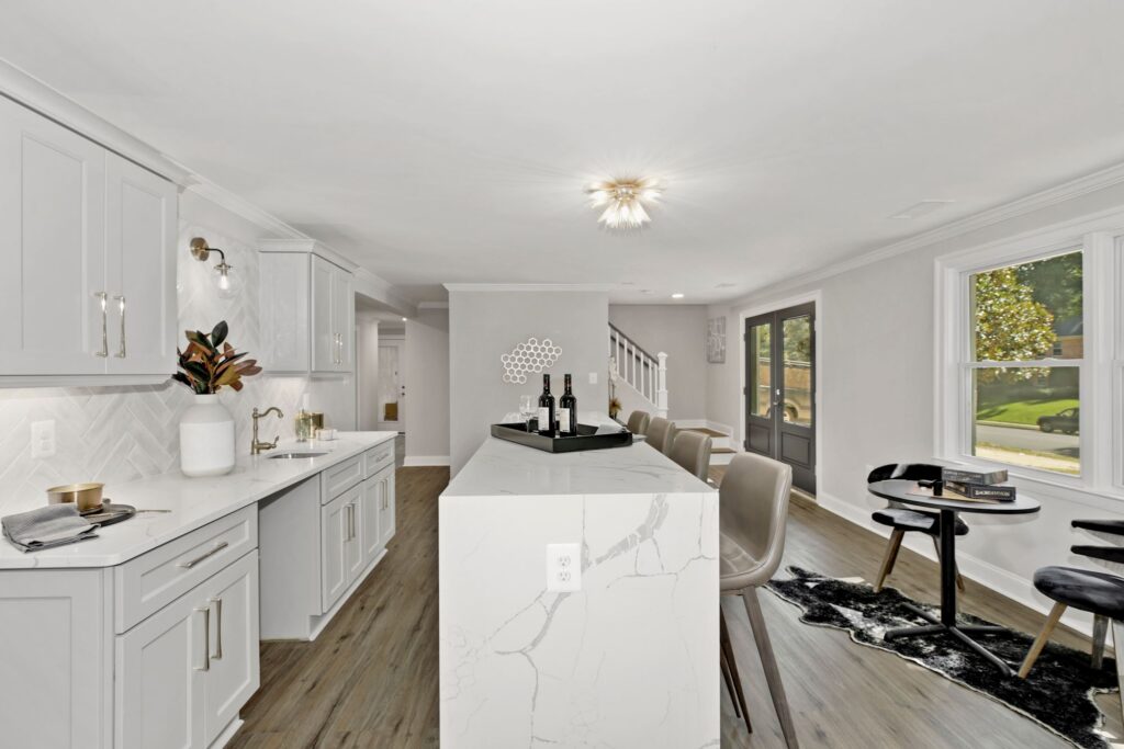 2762 N. Randolph Street Arlington VA Living Room 11