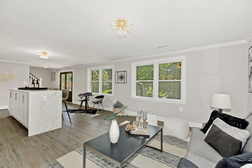 2762 N. Randolph Street Arlington VA Living Room 13