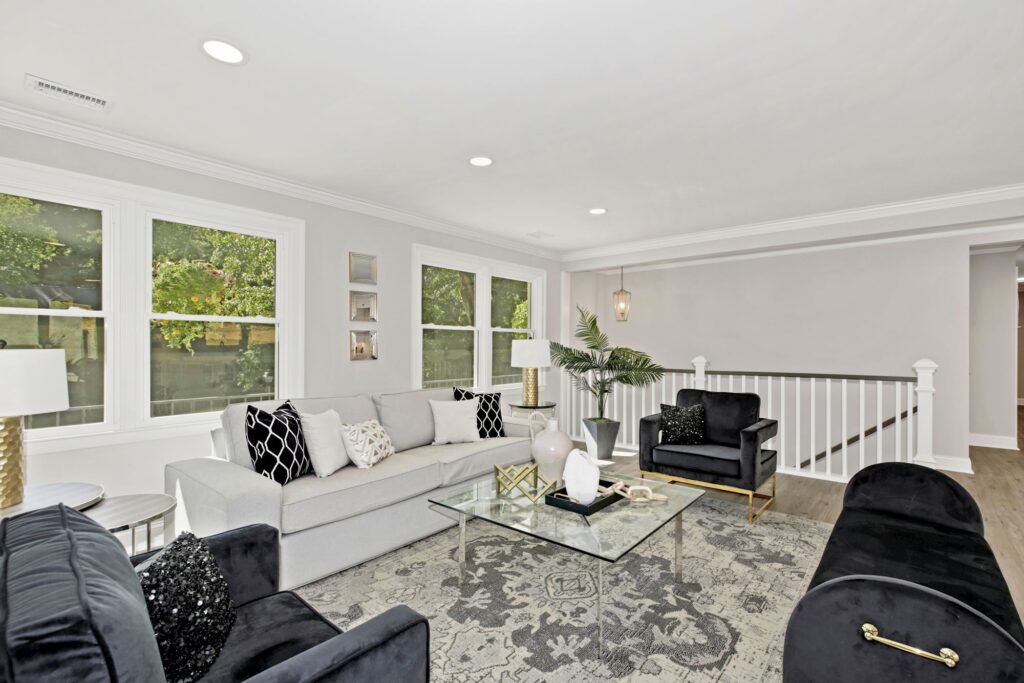 2762 N. Randolph Street Arlington VA Living Room 9