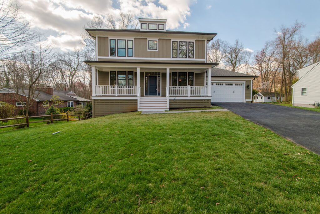 3529 Woodland Ln Alexandria VA 22309 Facade