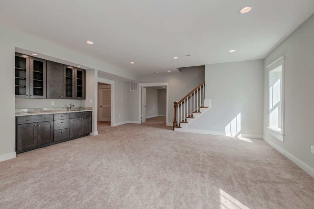 3529 Woodland Ln Alexandria VA 22309 Family Room 2
