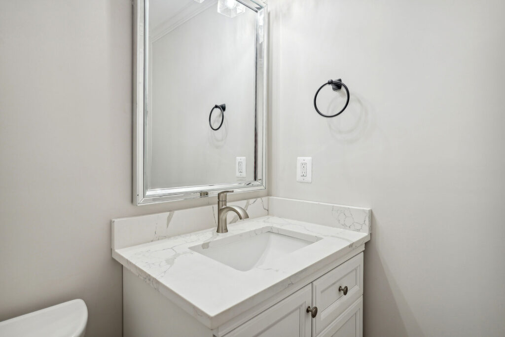 4129 Hunt Road - Bathroom