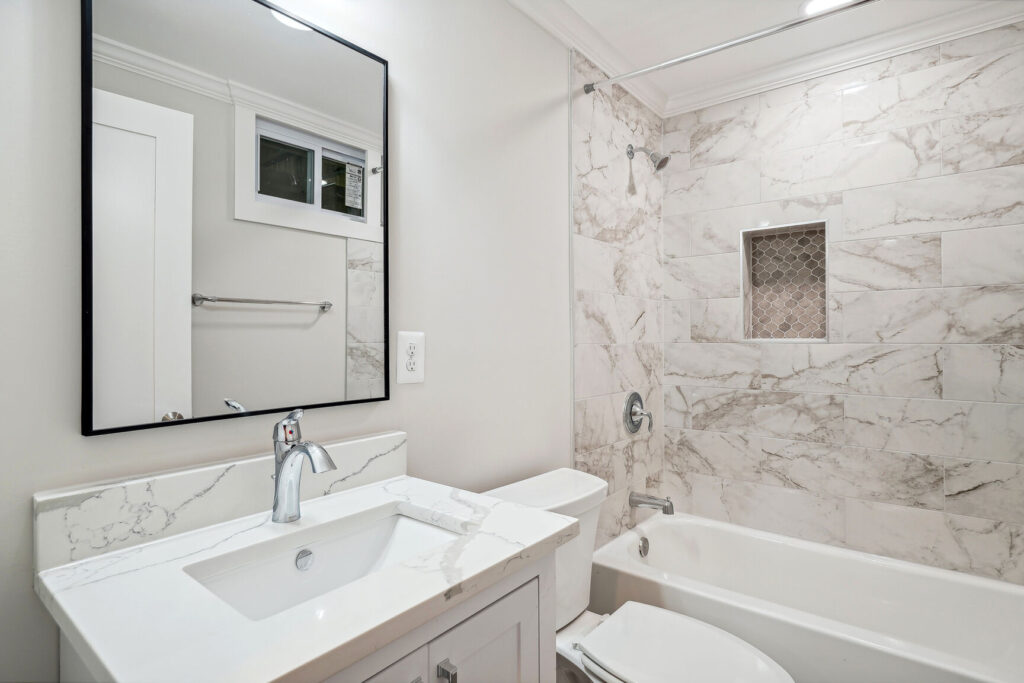 4129 Hunt Road - Bathroom 2