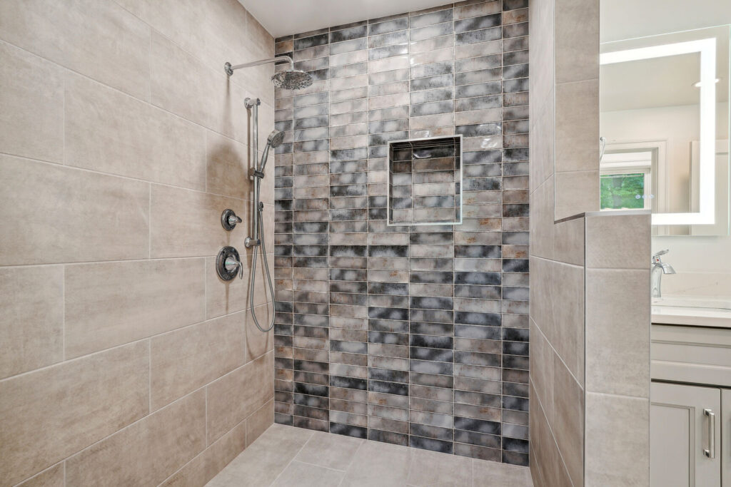 4129 Hunt Road - Bathroom 4