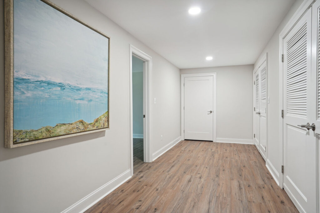4129 Hunt Road - Hallway 2