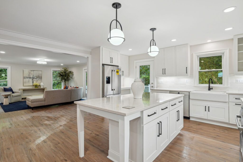 4129 Hunt Road - Kitchen