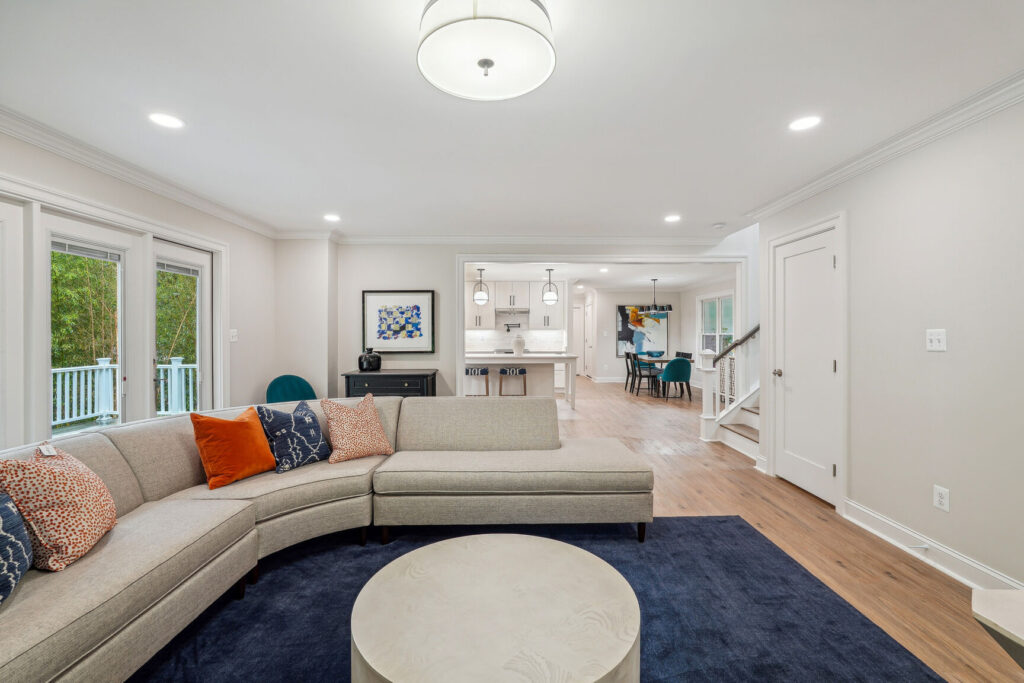 4129 Hunt Road - Living Room 3