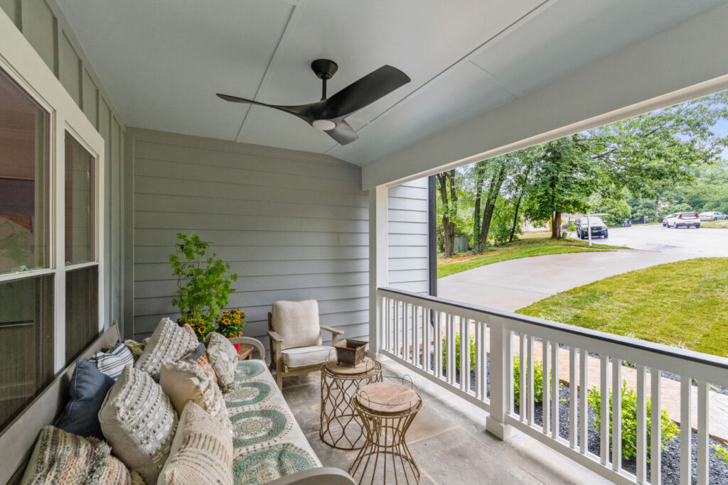 4129 Hunt Road - Screened Porch