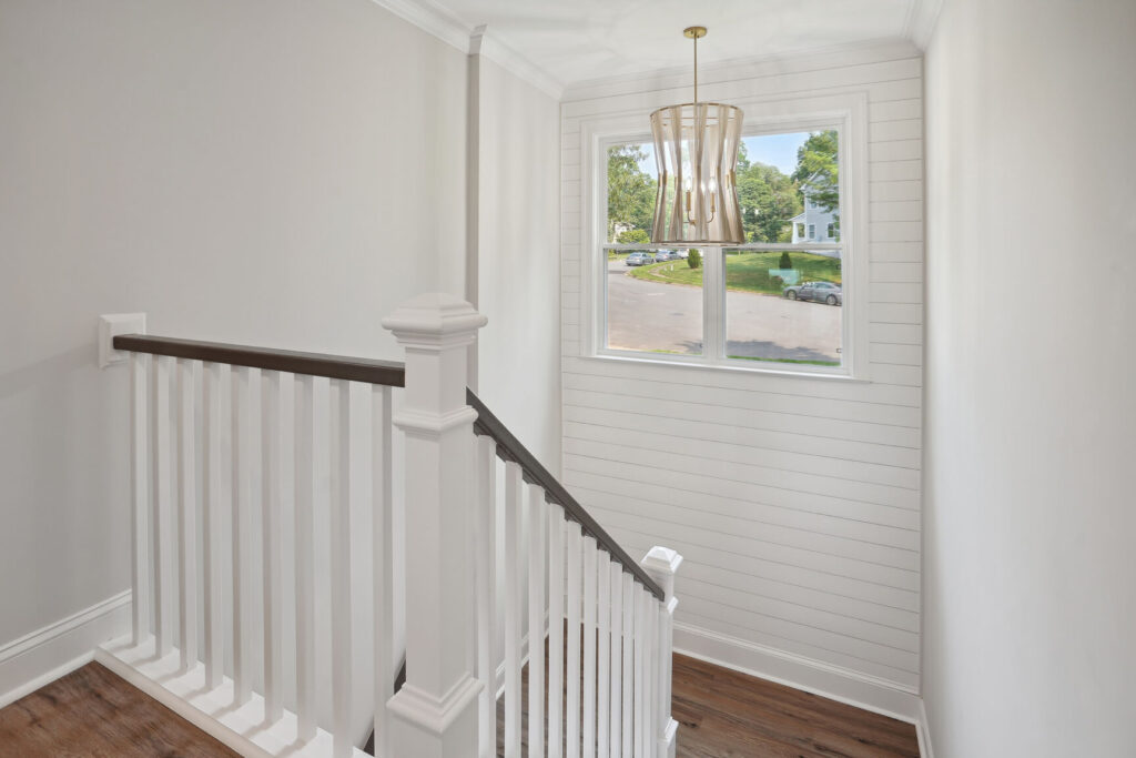 4129 Hunt Road - Staircase