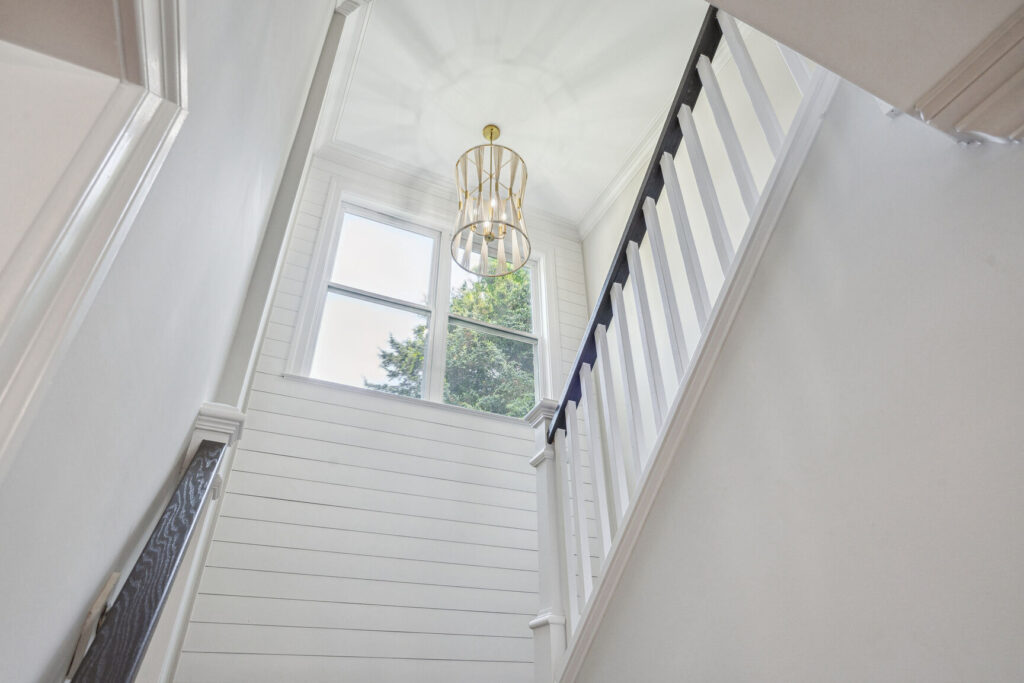4129 Hunt Road - Staircase 2