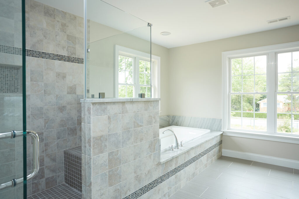 4309 Franconia Rd Alexandria VA 22310 Master Bathroom 2