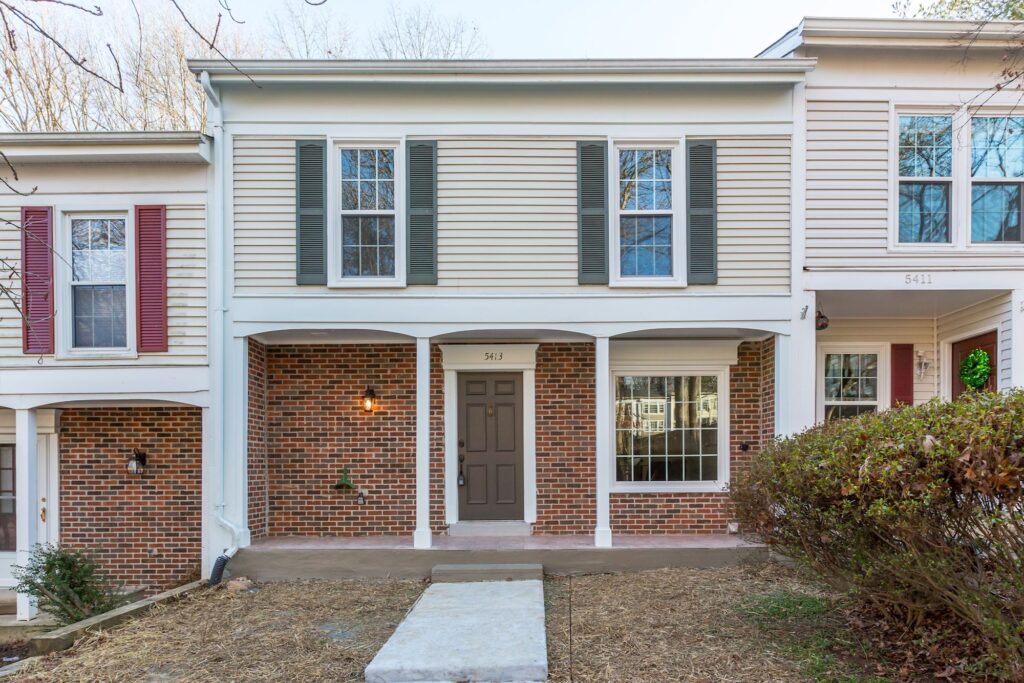 5413 Long Boat Ct., Fairfax, VA 22032