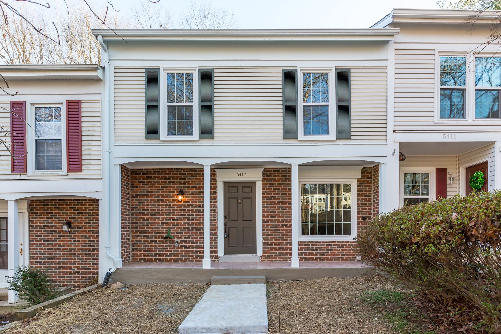 5413 Long Boat Ct. Fairfax VA 22032 - Front Exterior
