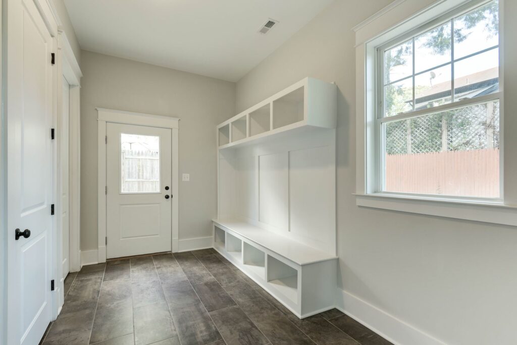 5508 23rd St N Arlington VA - Mud Room