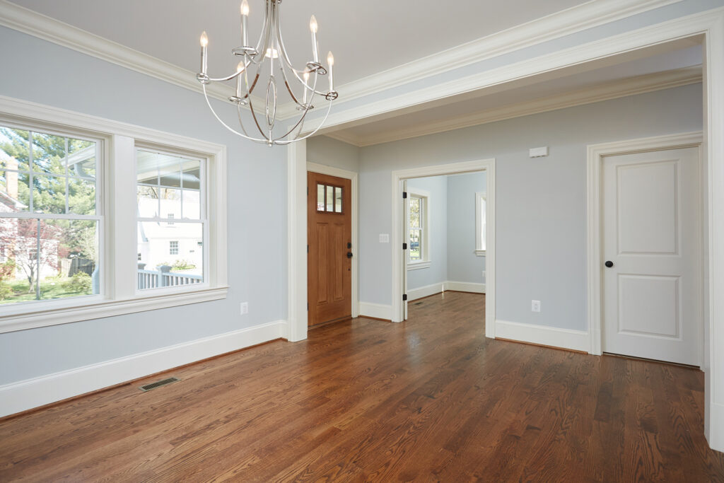 5710 25th St N Arlington VA 22207 Living Room