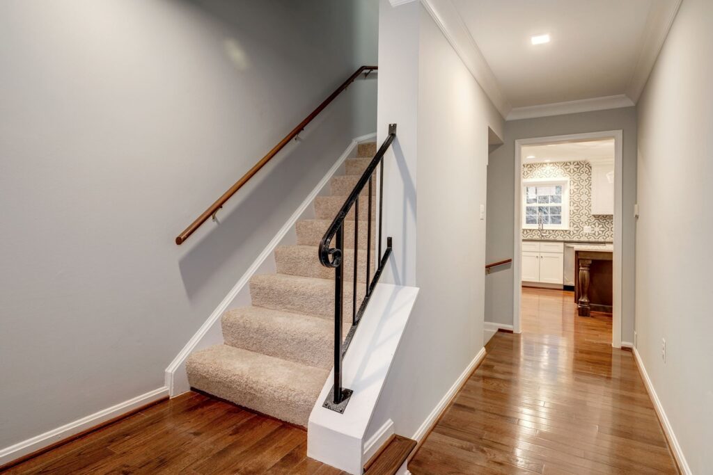 661 N Armistead St Alexandria VA 22312 Stairwell
