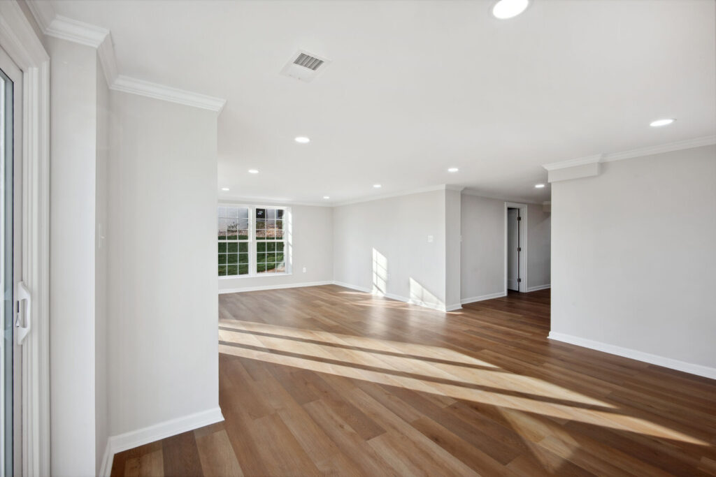 8111 Ainsworth Ave Springfield VA Living Room