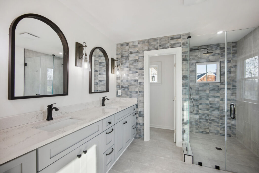 8111 Ainsworth Ave Springfield VA Master Bathroom 2