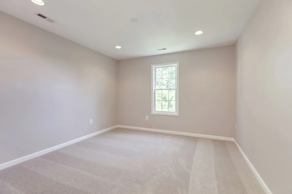 1000 Edison St S - Bedroom