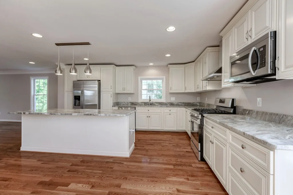 1000 Edison St S - Kitchen 3