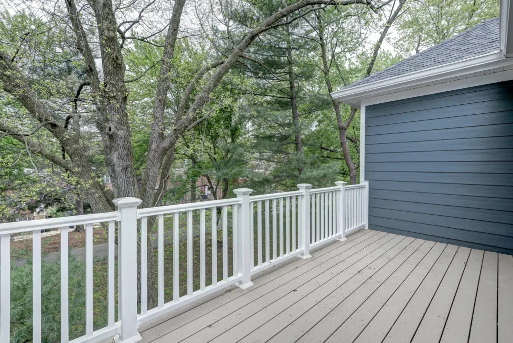 3100 Wilson Avenue - Back Deck