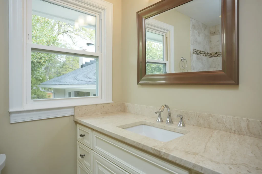 3607 Pinetree Terrace - Bathroom