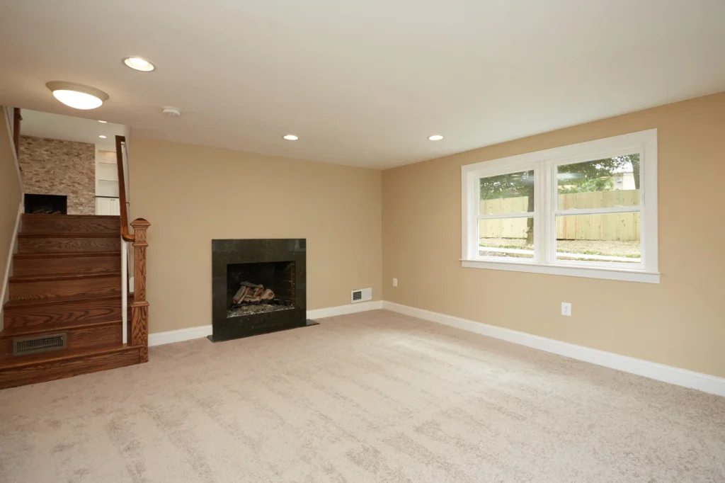 3607 Pinetree Terrace - Family Room 3
