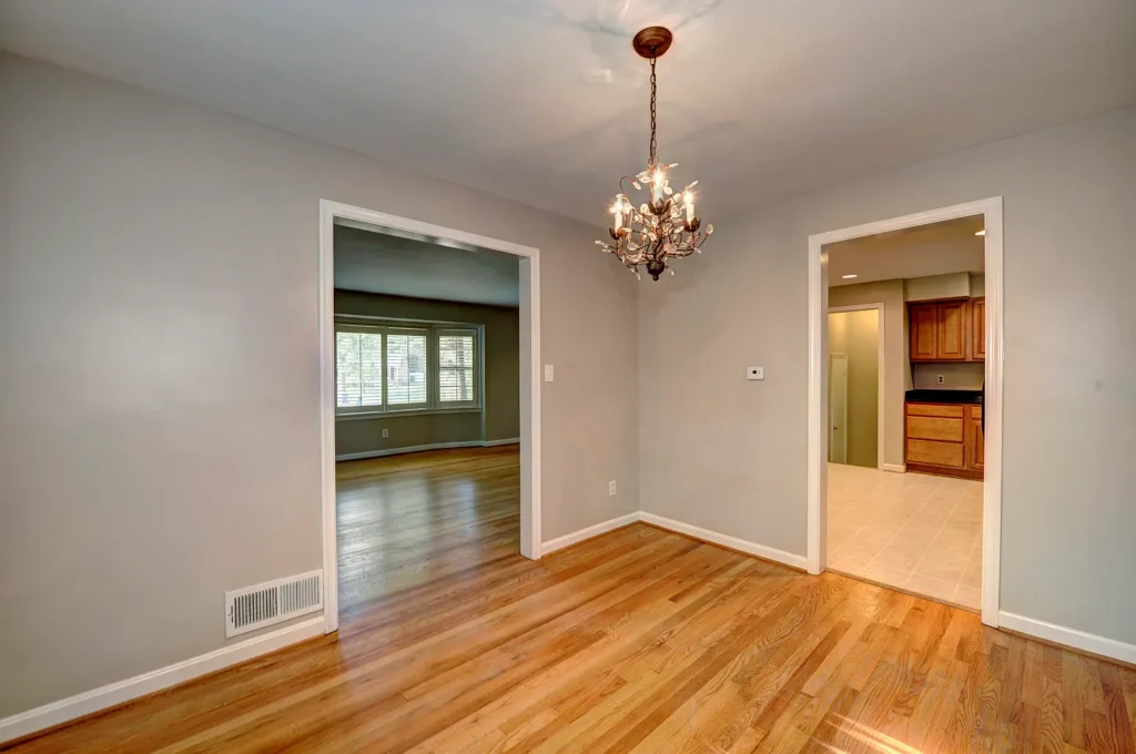 5208 Ninian Avenue - Dining Room