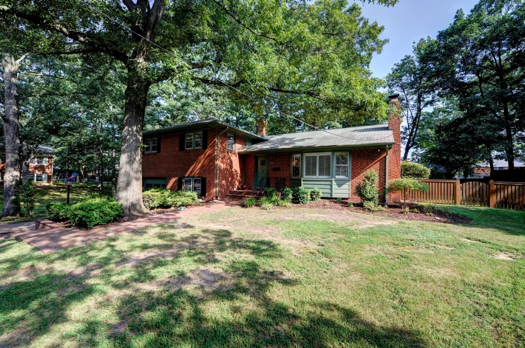 5208 Ninian Avenue - Front Exterior 2