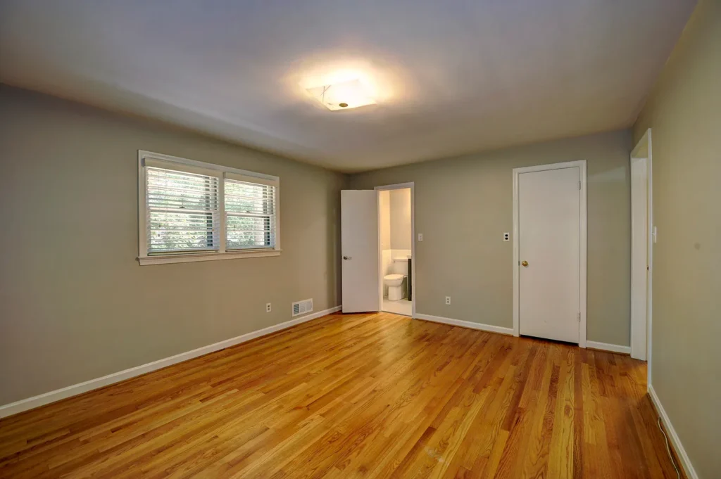 5208 Ninian Avenue - Primary Bedroom