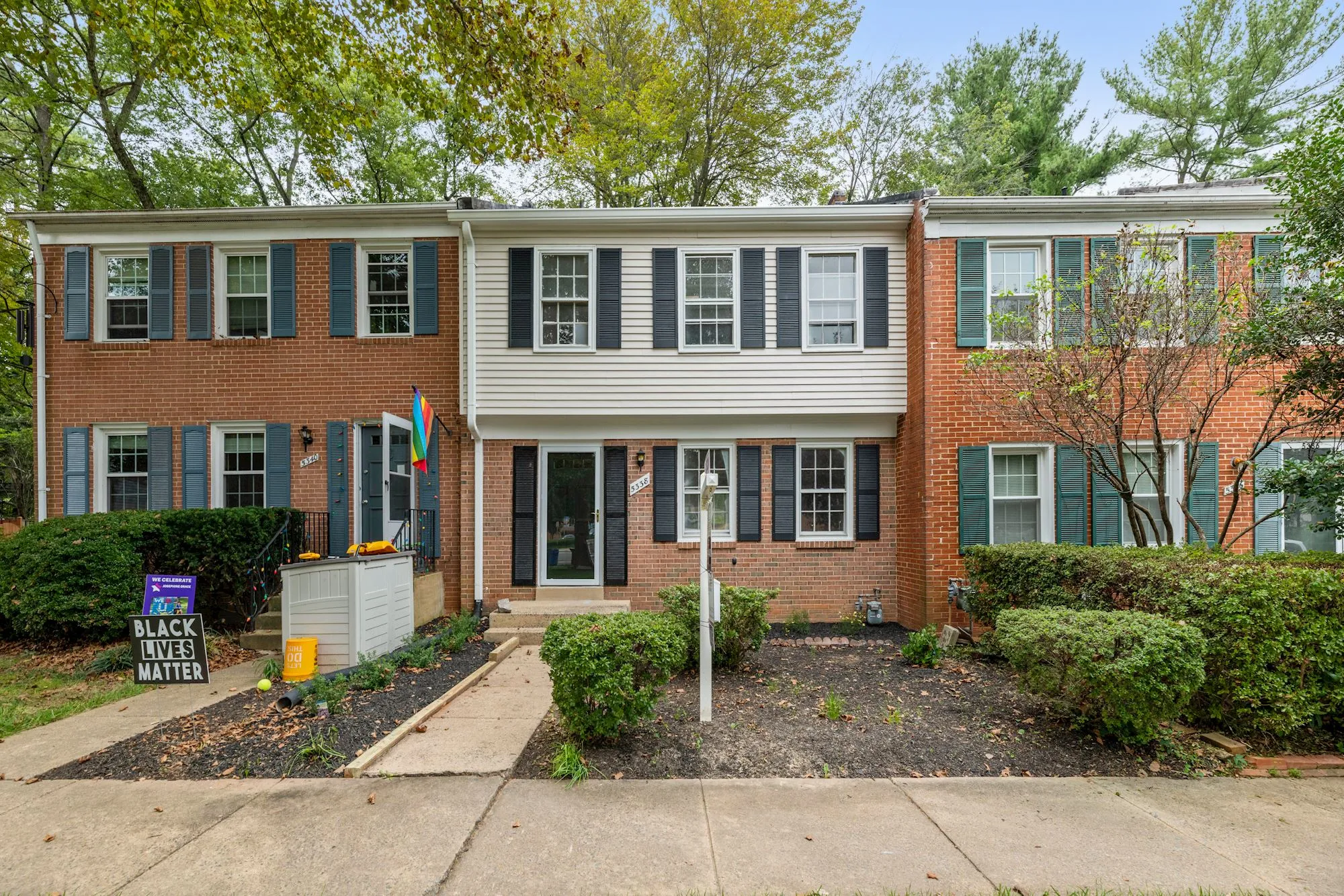 5338 Danbury Forest Drive - Front Exterior