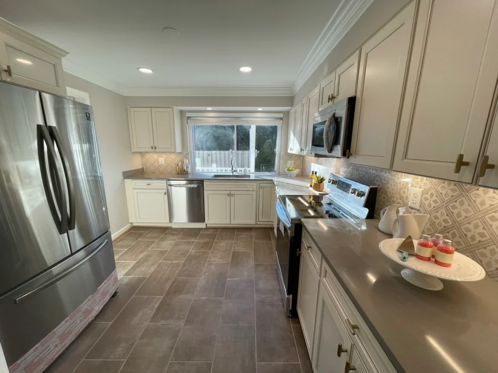 5523 Starboard Court - Kitchen 2