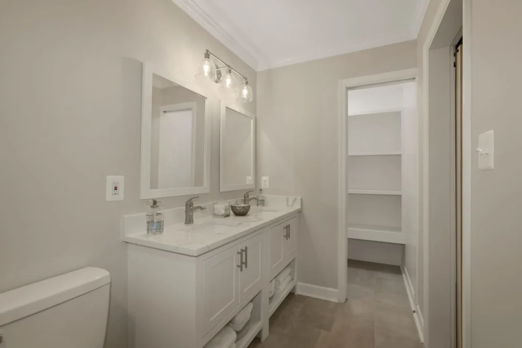 5847 Banning Pl - Bathroom 2