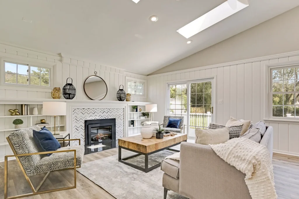 6409 Joyce Road - Family Room