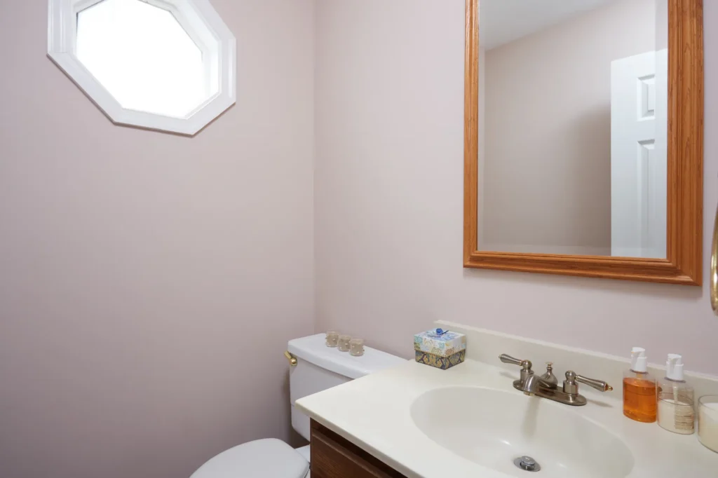 7114 Captains Cove Court - Bathroom 2