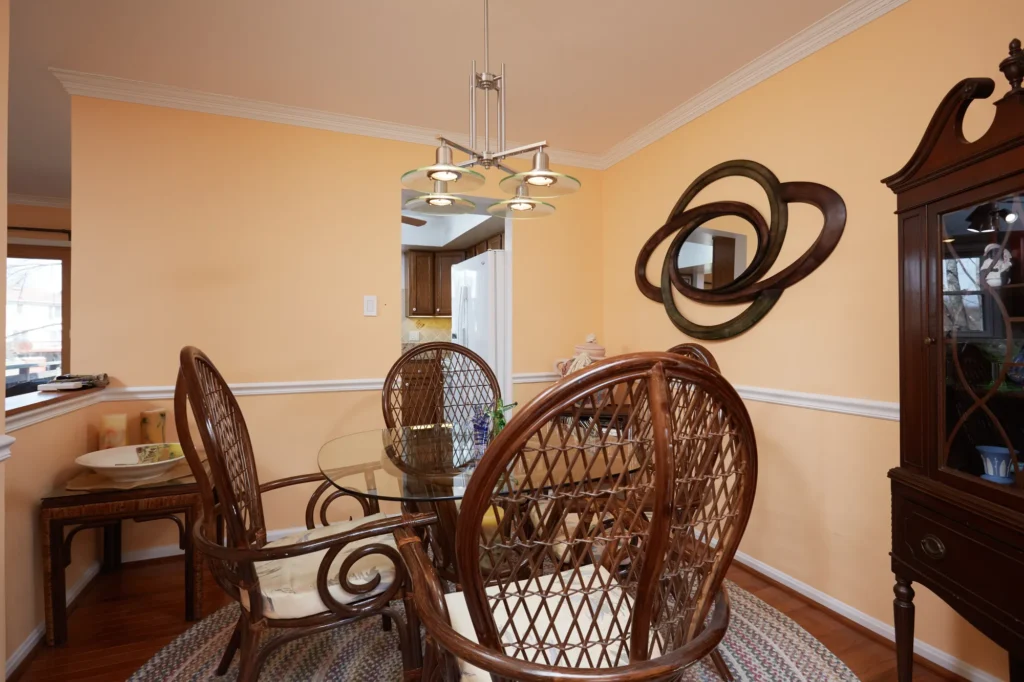 7114 Captains Cove Court - Dining Room