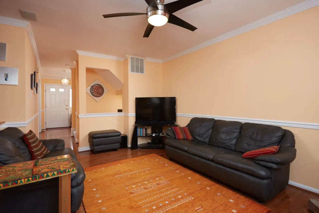 7114 Captains Cove Court - Family Room