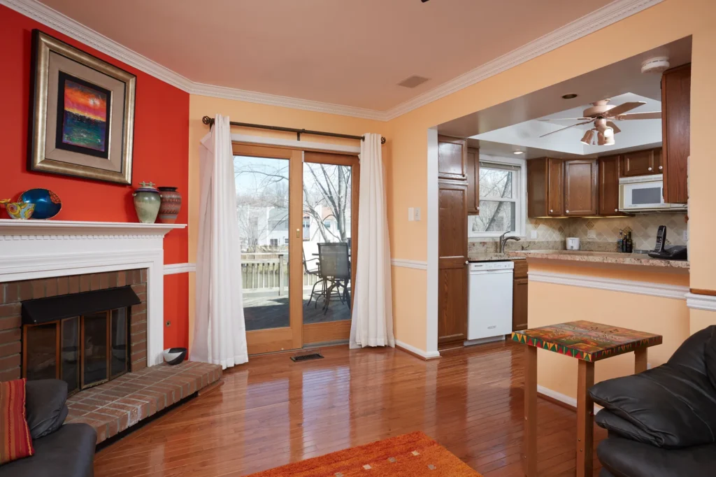 7114 Captains Cove Court - Living Room 2