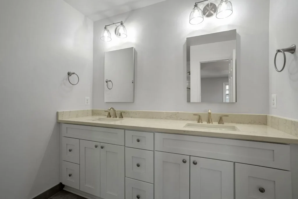 7149 Lake Cove Drive - Bathroom 2