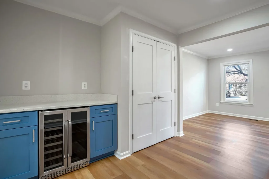 7149 Lake Cove Drive - Laundry Room
