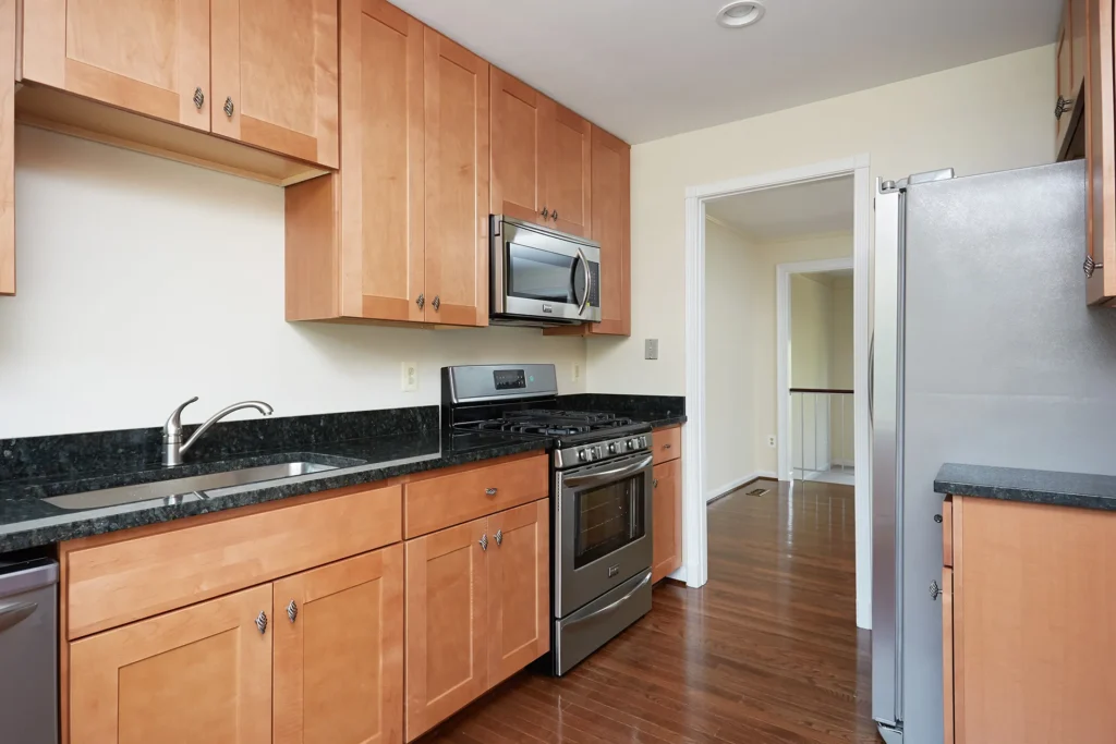 7184 Lake Cove Drive - Kitchen 2