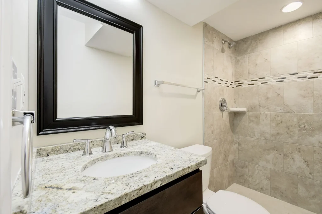 7201 Lake Cove Dr - Bathroom 2