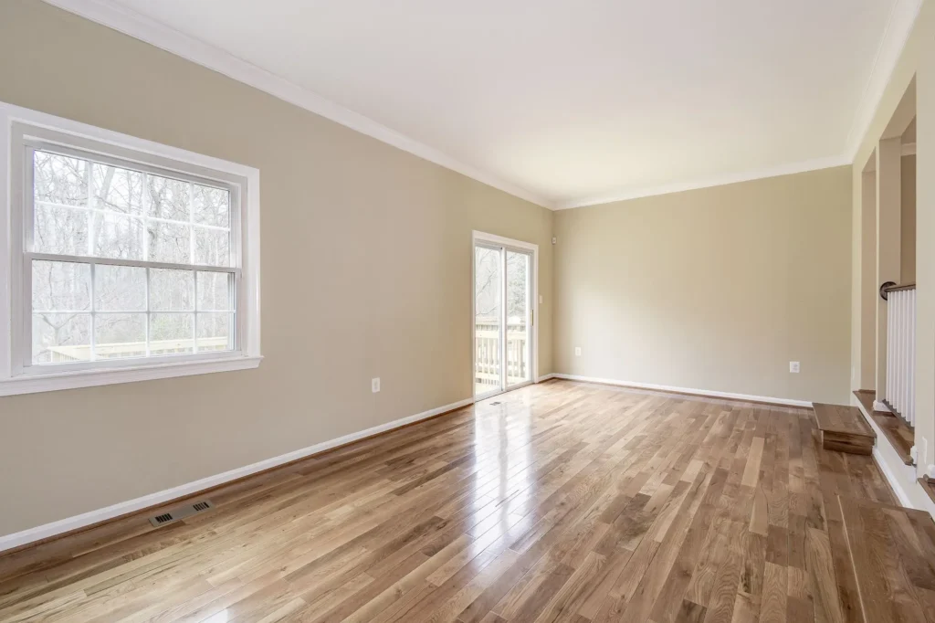 7201 Lake Cove Dr - Living Room 2