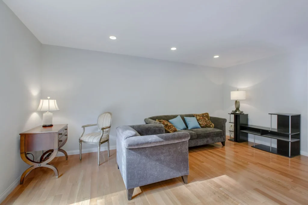 7203 Lake Cove Drive - Family Room