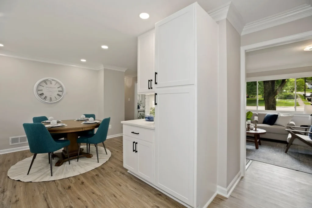 7647 Long Pine Drive - Dining Room