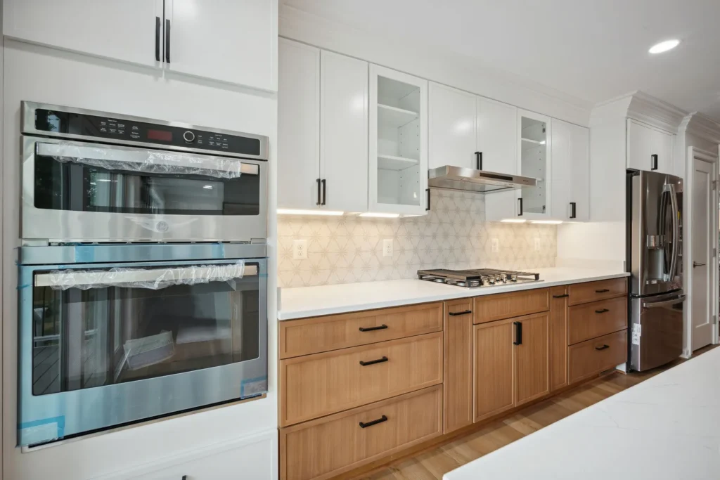 8005 Carrleigh Pkwy - Kitchen 3